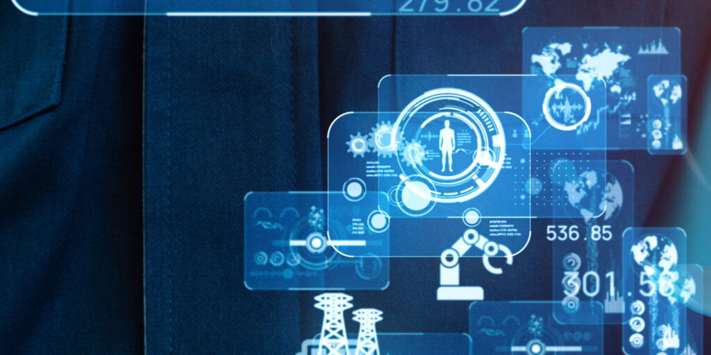 Ausschnitt eines Bildes eines Arbeiters mit Helm unter dem Arm